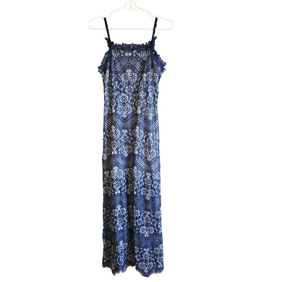Foxiedox Daleyza Lace Dress - Elegant and in Great Condition! - Picture 2 of 7